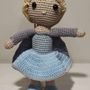 AMIGURUMI ELSA