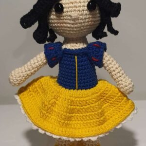 AMIGURUMI BRANCA DE NEVE