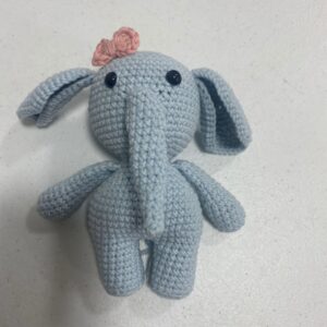 Elefante azul amigurumi P