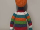 GIRAFA LISTRADA AMIGURUMI